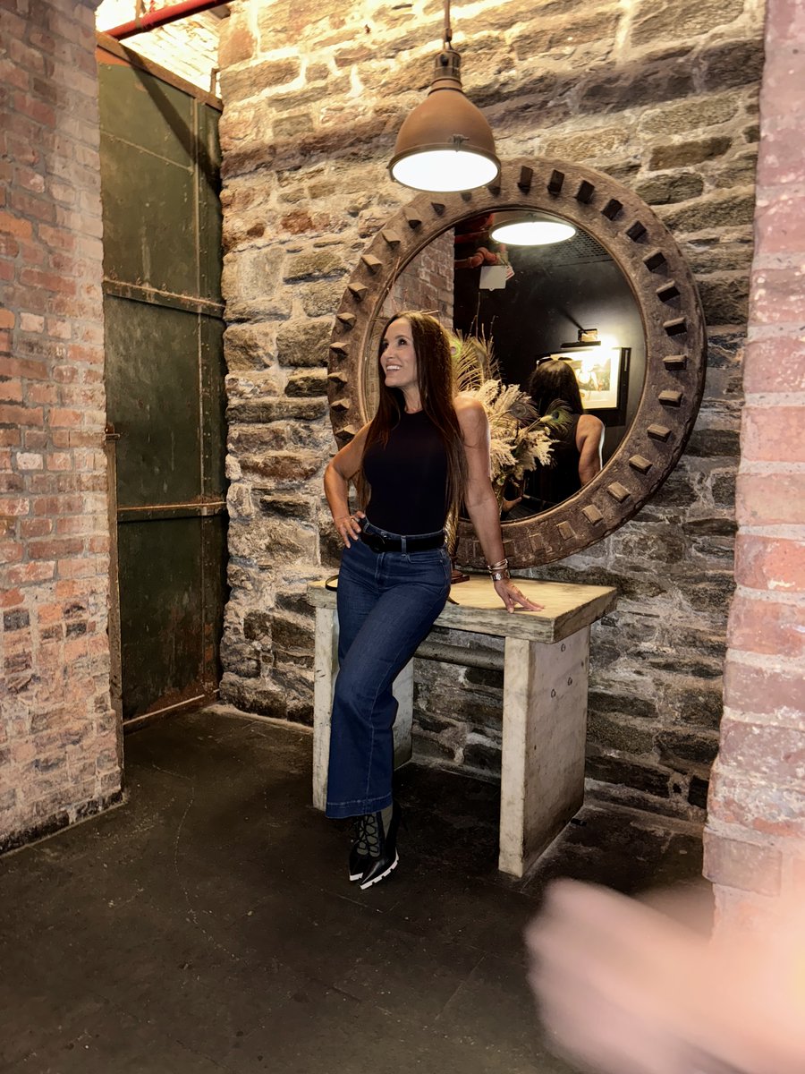 Lisa Ann tweet media