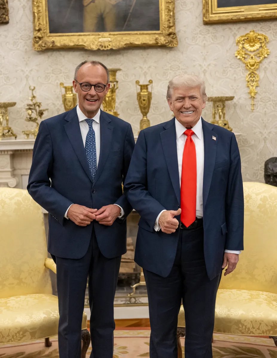 Republicans against Trump tweet media