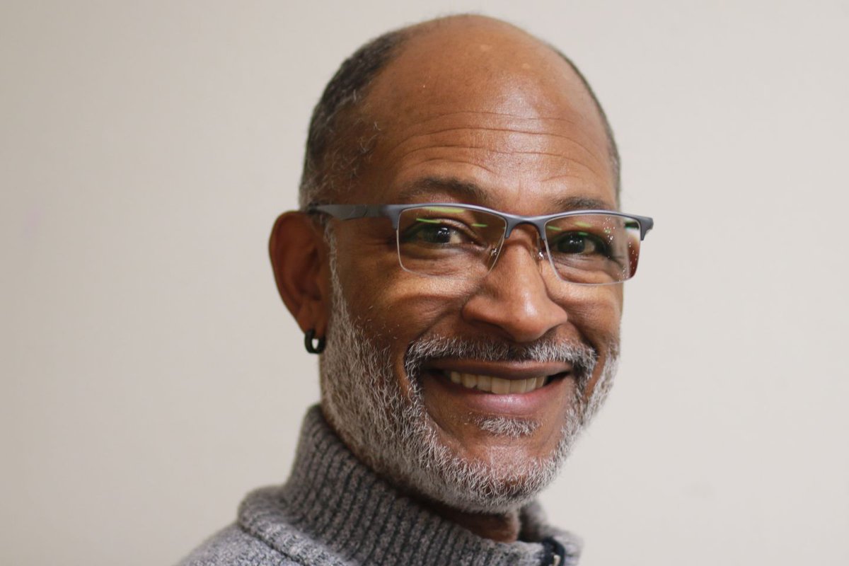 cedarhillisd's tweet image. Lorenzo Wilborn, the Lake Ridge Elementary STEM Teacher of the Year, ran track at Texas A&amp;amp;M, served in the US Army and worked as an extra in Walker, Texas Ranger. This year's honor is as special as anything he's done.

ow.ly/tmpR50YR5Yj
