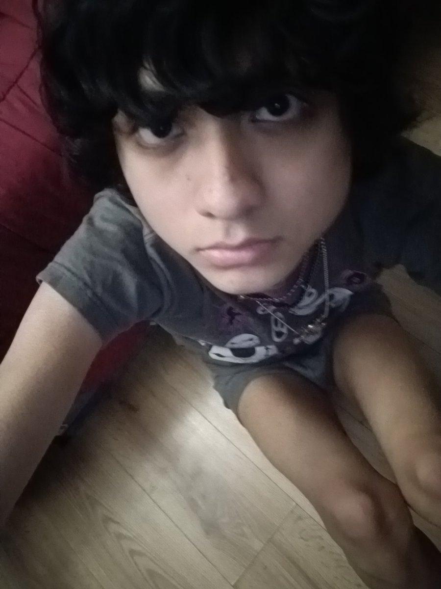 Skinny Twink tweet media