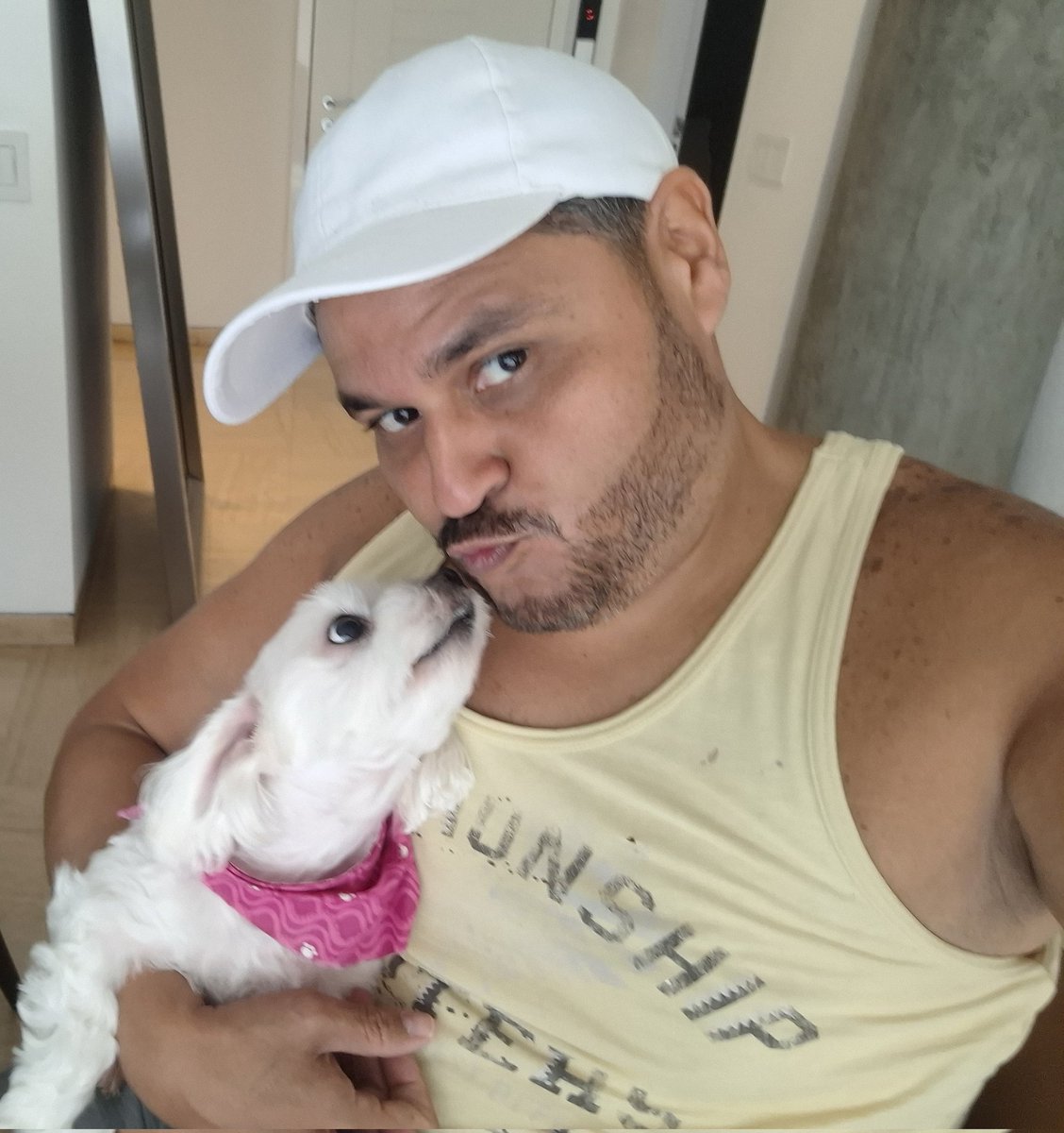 luisg0104's tweet image. Con mi Chipilina #Frida