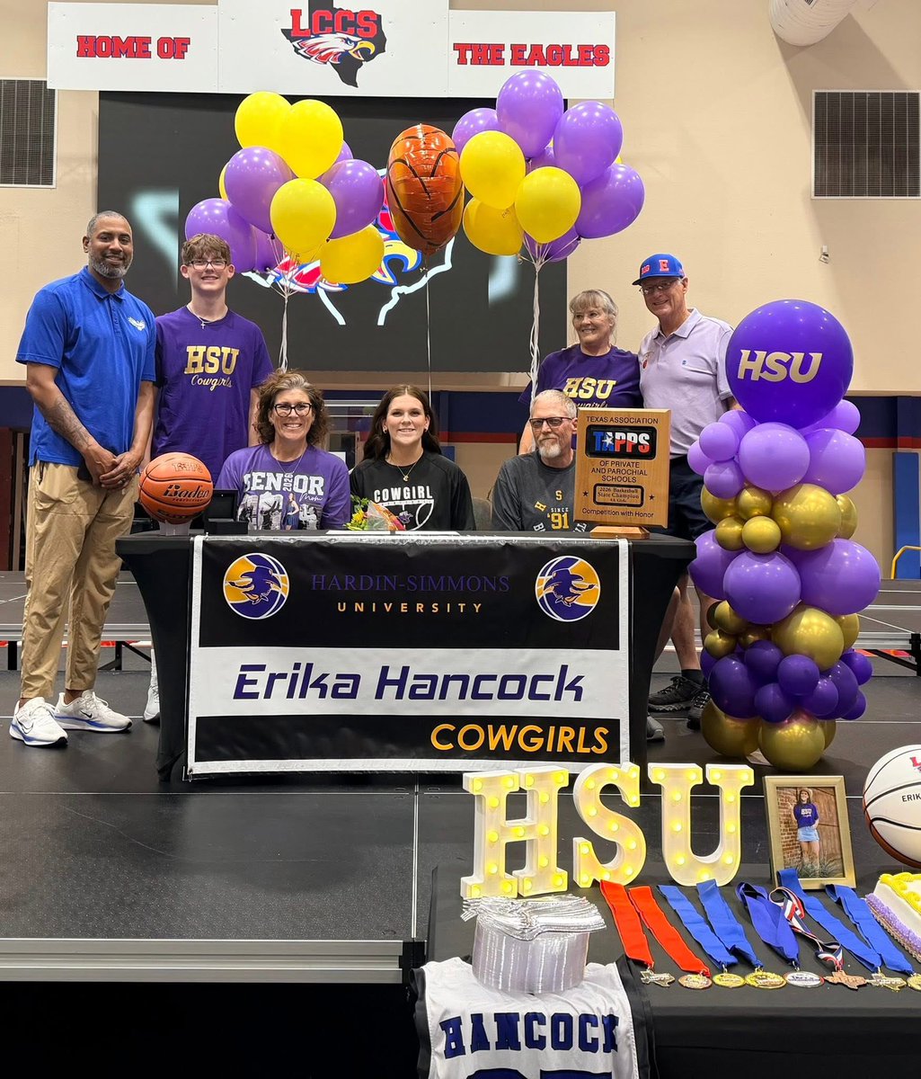 Dfwhawks's tweet photo. Congrats @ErikaHancock26 on signing to Hardin Simmons University. What a fun day and experience, your HawksFam is proud and wish you the best!! #HardWorkAintEz #HawksFam 🤠 💜 💛 https://t.co/BjfiGY4k1S