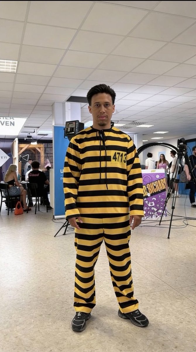 Razzza__ tweet media