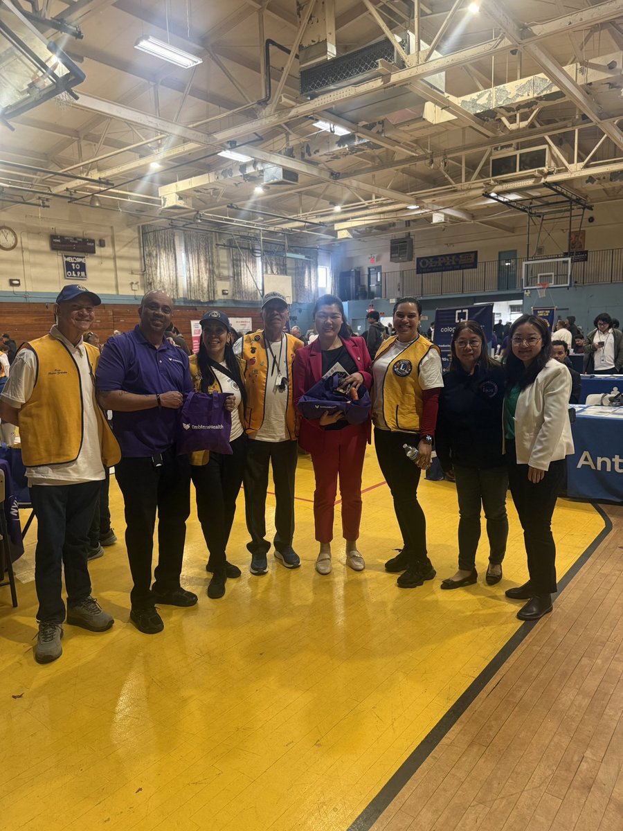 CMSusanZhuang's tweet image. A great day at our community health fair, bringing together resources, services, and support all in one place.

Access to care and information is essential for a strong and healthy community.

#nyc #Brooklyn #community #healthfair