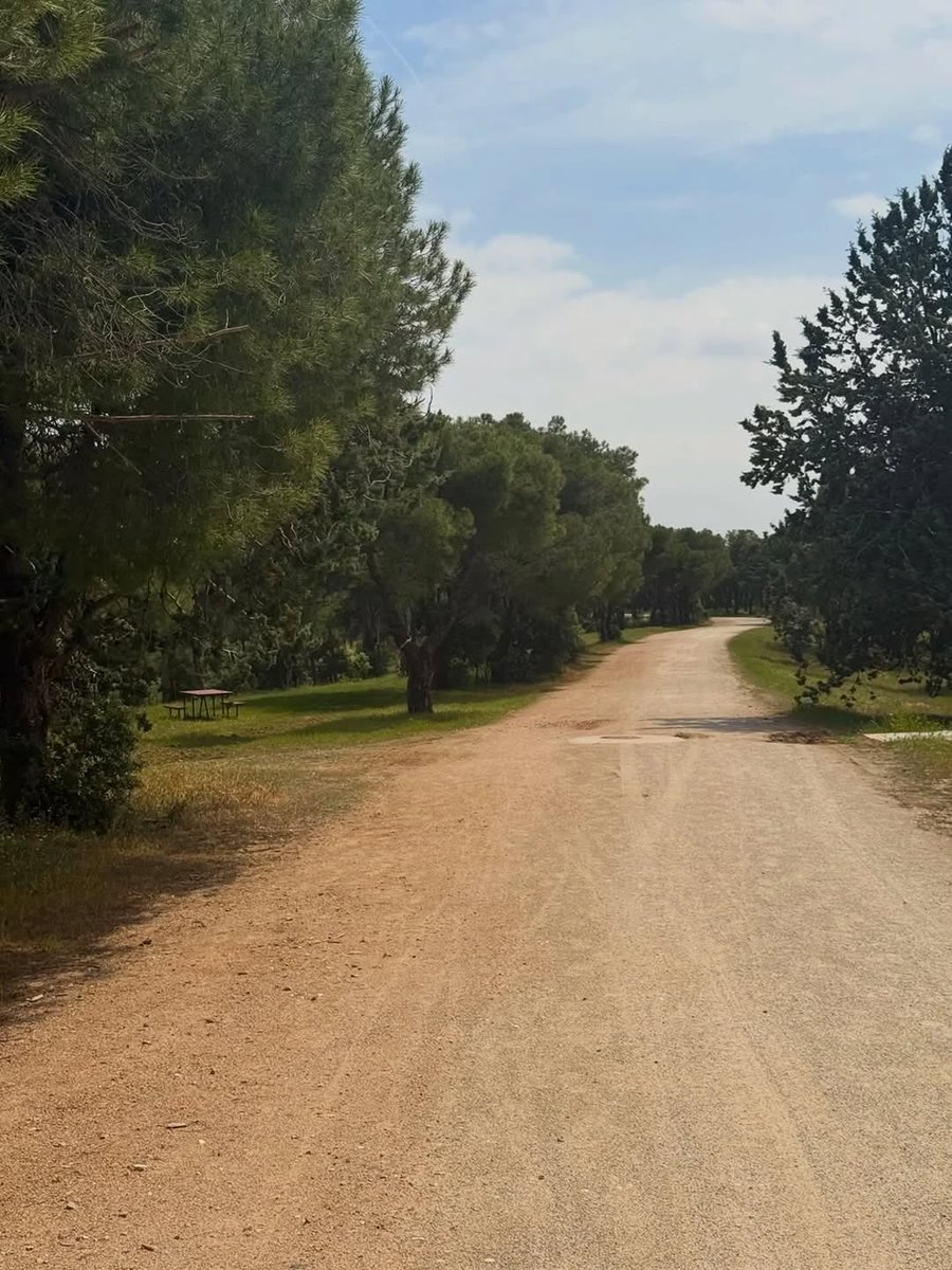 alboran_uruguay's tweet image. #Repost @pabloalboran 
——
Termina una semana llena de contrastes y arranca una nueva llena de estudio, trabajo y emociones 🤪🤪🤪🤪
Arrancamos la gira en España!!! 

02 DE MAYO BILBAO
08 DE MAYO BARCELONA
21 DE MAYO MADRID
22 DE MAYO MADRID 
30 DE MAYO VALENCIA
2
