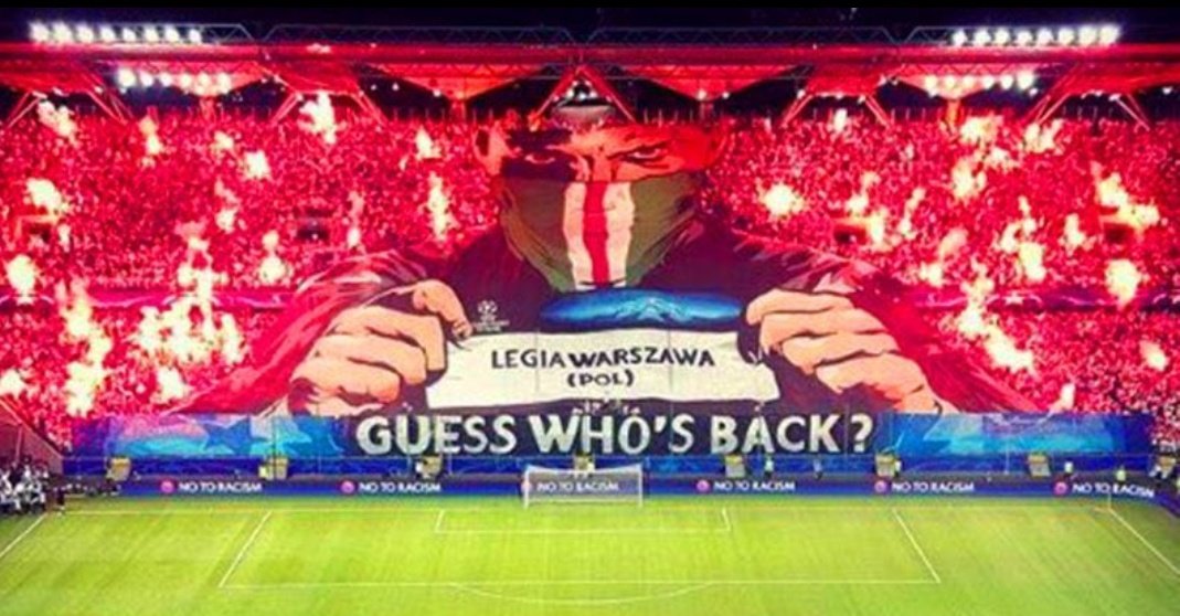 Para mí el mejor ambiente en la historia de la champions que yo haya visto ha sido este. Pero es que lo mejor de todo, es que los cabrones lo hacen casi cada fin de semana. Los ultras del Legia no sé como lo harán con sus familias pero viven por y para el fútbol. Es tremendo.