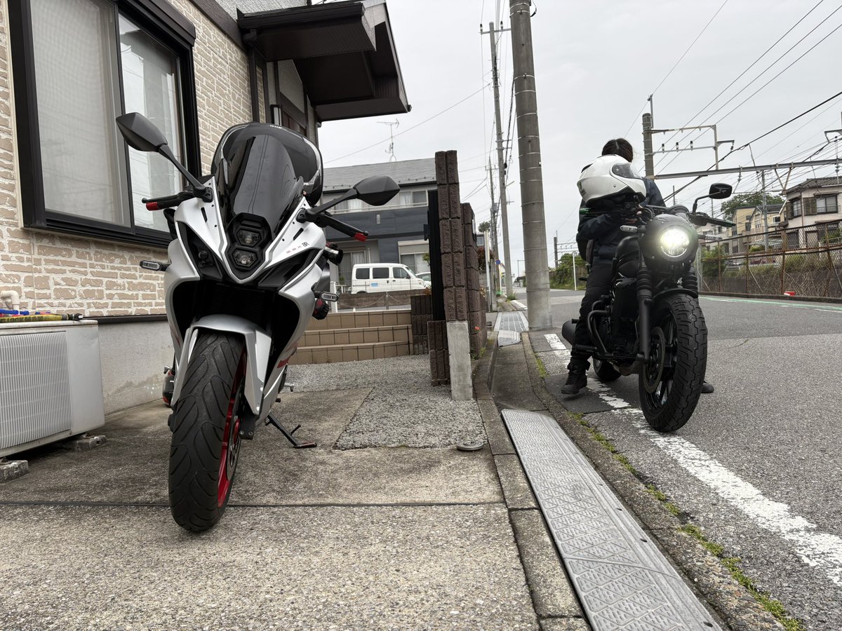 hirokaPapa's tweet image. おはようございます😃
GW東北ツーリングに行ってきます。

#bike #touring #suzuki #gsx8r #gsx800f #kawasaki #eliminator #eliminator400se #バイク #ツーリング #夫婦ツーリング #スズキ #鈴菌 #カワサキ #エリミネーター #エリミネーター400se #バイク好き #バイク好きな人と繋がりたい