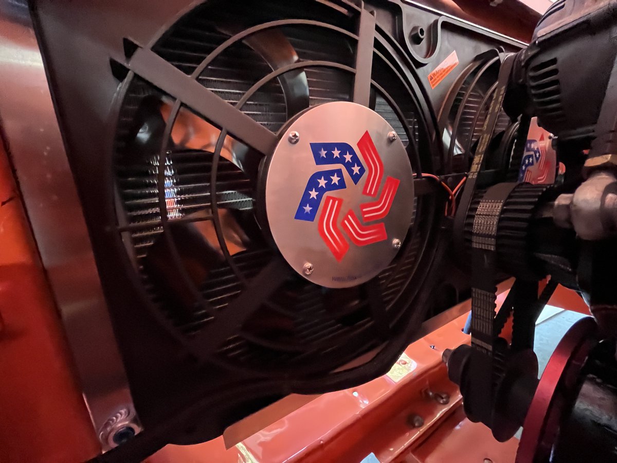 More radiator coverage means more heat removed — especially at idle.

Run a properly sized, fully shrouded electric fan.

Max coverage. Max airflow. Max cooling.

#FlexALite #EngineCooling #PerformanceCooling
