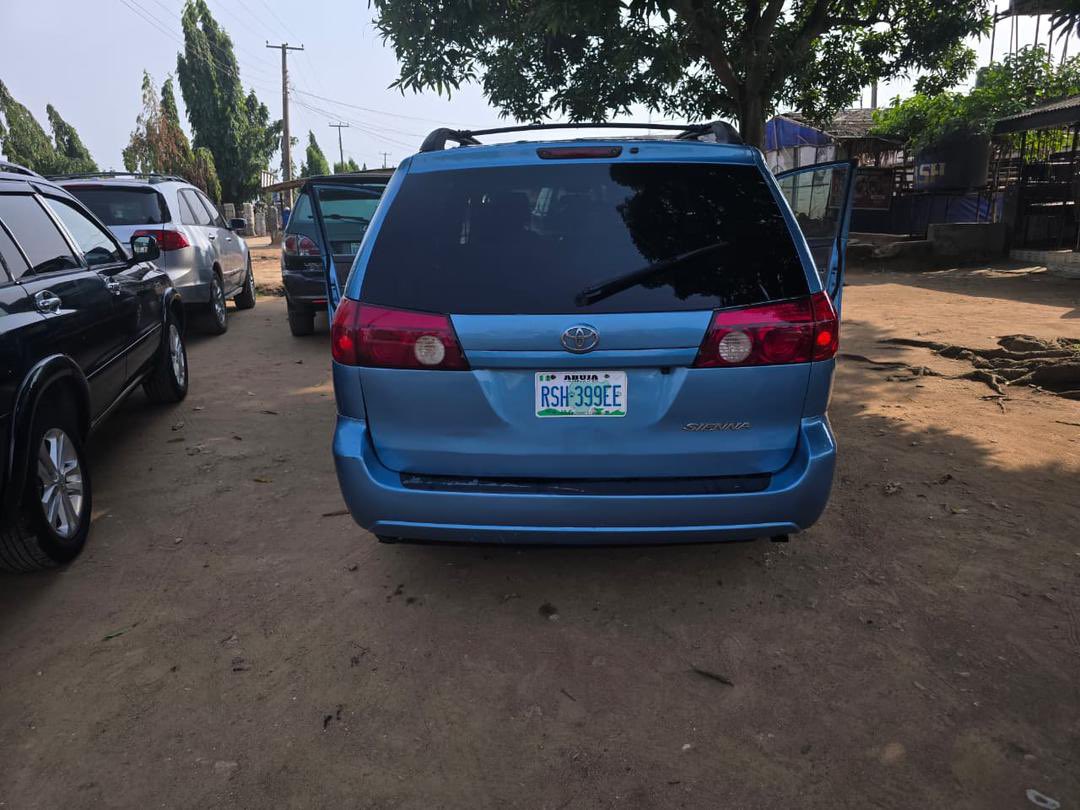 Monsterautos's tweet photo. M O N S T E R   A U T O S Z 🚘😈

2006 Toyota Sienna
Registered 
Buy and drive
Location: Igando
Call or text: 09070412999, 07046928186

Cristiano Ronaldo https://t.co/A36vtCxWOt