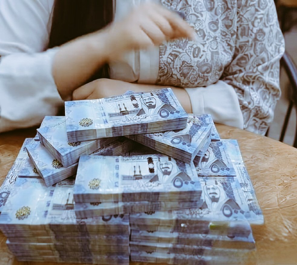 مديرة المكتب المالي اسماء العتيبي 🇸🇦✍️ tweet media