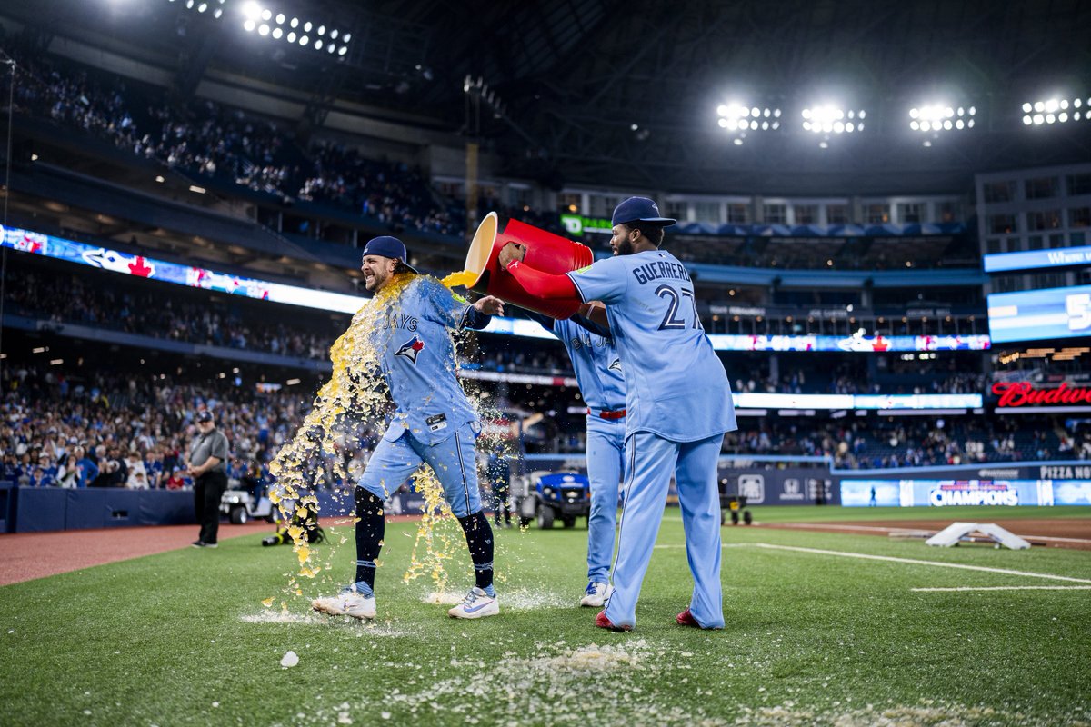 Toronto Blue Jays tweet media