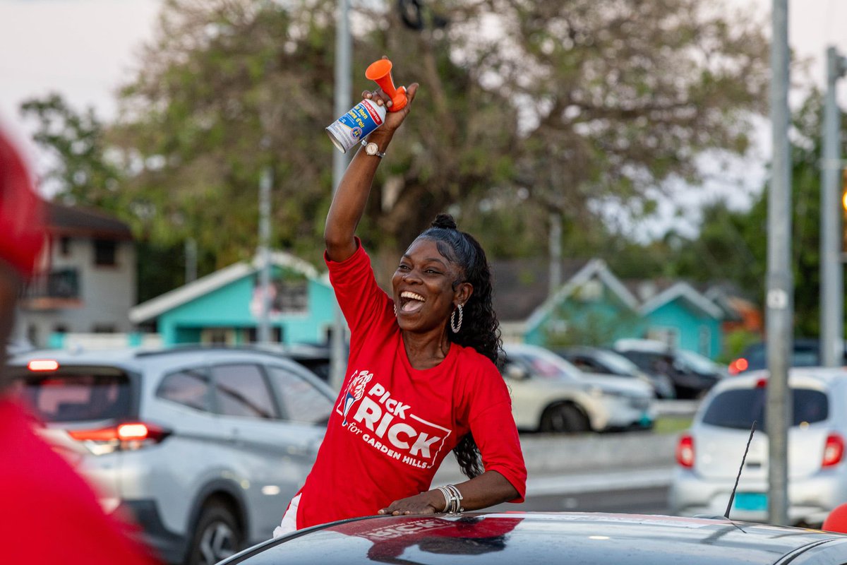 The FNM tweet media