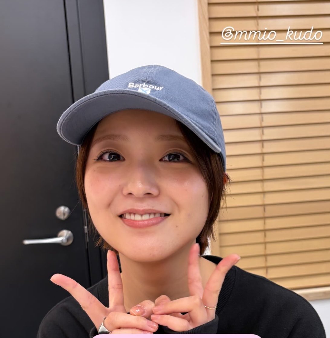 jun9217nari's tweet photo. @p_miokudo
#工藤美桜
#美桜の日
#30club
#みおちゃんず
今日は美桜の日です②
28日には「withlive」で美桜さんとお話しする事ができました🥰ショートカットになって益々可愛くなっている美桜さんと短時間ですが、一対一でお話しができて幸せでした💕今年中にまたお話が出来ると良いなと思います👍 https://t.co/BpaAoPyx8P