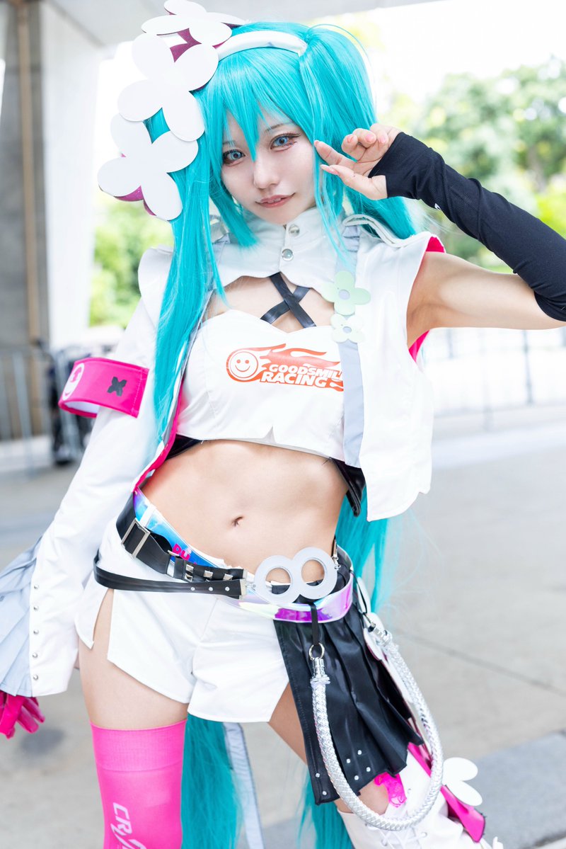 ちゃこ 4/29 全艦東へ！ E13/14売り子 tweet media