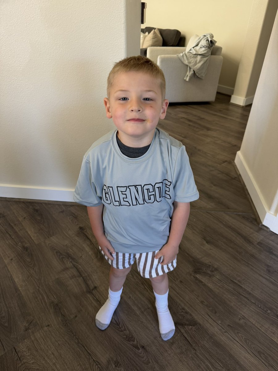 Mike C (Let me 🙏 for you) tweet media