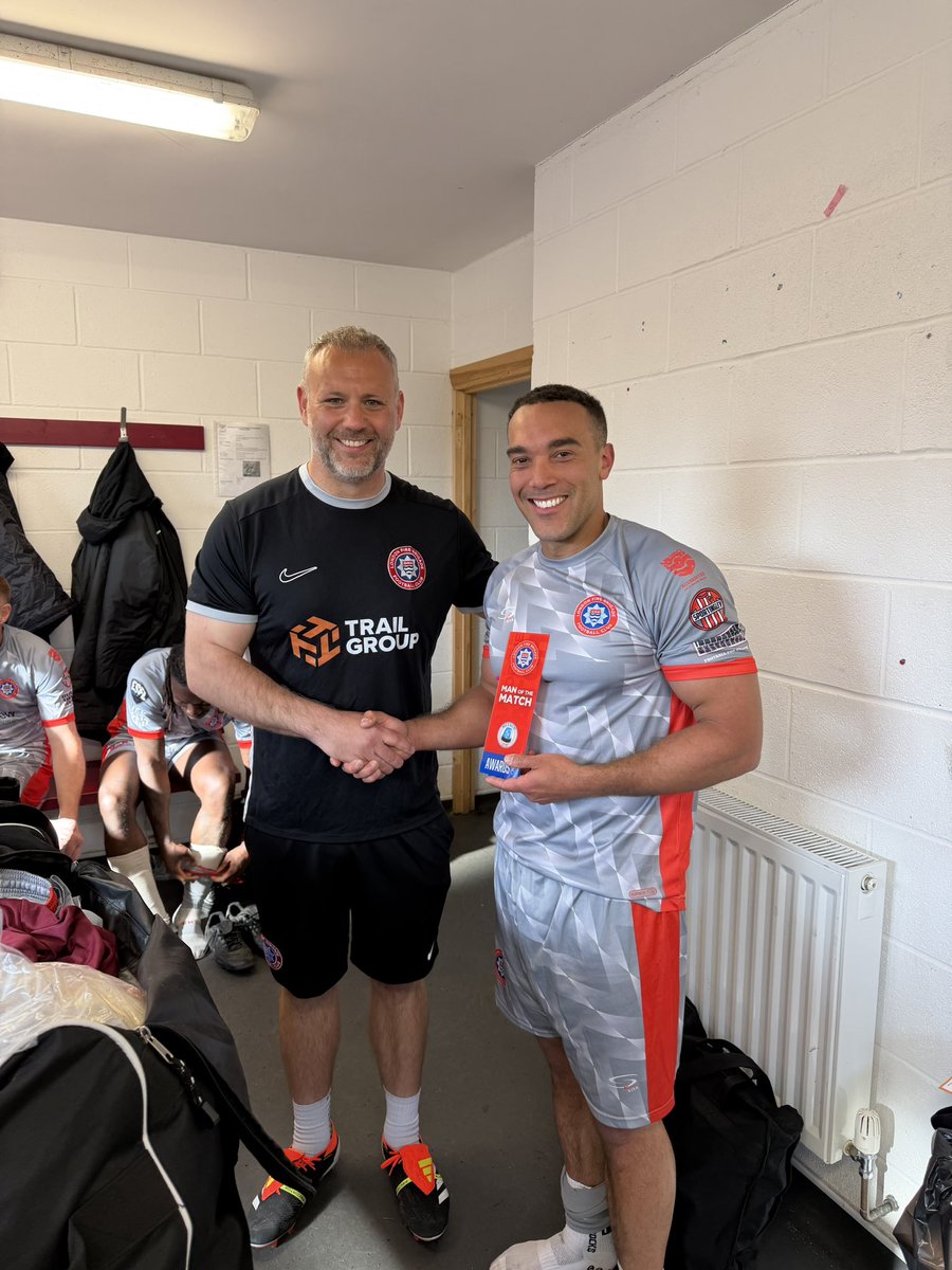 LFBfootballclub's tweet photo. Full time 
🏆 @ESFL20 @serveandprotect Vets Quarter Final

@HertsPolice vets 2 - 4 @LFBfootballclub 
Goals: N Mottley 2, B Wood, D Fenton 

Man of the match: N Mottley 

LFB FC came from behind to secure a 4–2 win over Hertfordshire Police. A slow start saw LFB struggle to find their rhythm, allowing Hertfordshire to take the lead from a counter-attack. LFB responded well to level the game at 1–1, but Hertfordshire struck again in similar fashion to go 2–1 up heading into half-time.

Despite going in behind, LFB had begun to build momentum towards the end of the first half, creating chances that were kept out by an impressive Hertfordshire goalkeeper. That momentum carried into the second half, with LFB starting quickly and dominating possession.

LFB equalised early in the second half before a superb free-kick from the skipper put them 3–2 ahead. With control of the game, LFB added a fourth to secure the win, while Hertfordshire showed resilience throughout despite sustained pressure.

@firefighters999 
@WalkandTalk999 
@Awards_FC_ 
@SKkits2 
@kordsport 
@SportsafeUK 
@bogie_david 
@NonLeagueCrowd 
@trailgroupltd
@clearviewcomms 
@MGFire_Essex