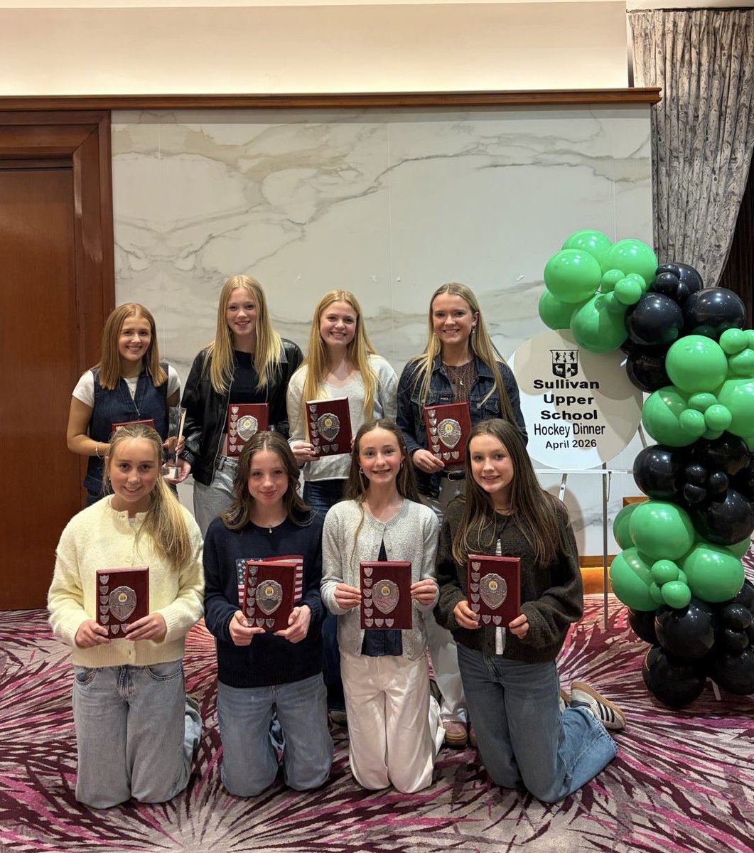 SullivanGirlsHC's tweet photo. Last night we held our annual Hockey+Netball awards dinner at the Stormont Hotel. Over 175 girls gathered to celebrate the past season. We presented awards for Top Goal Scorer, Most Improved Player, Player of the Year and Team Spirit for each team👏💚🖤 https://t.co/pU47uTWLgD