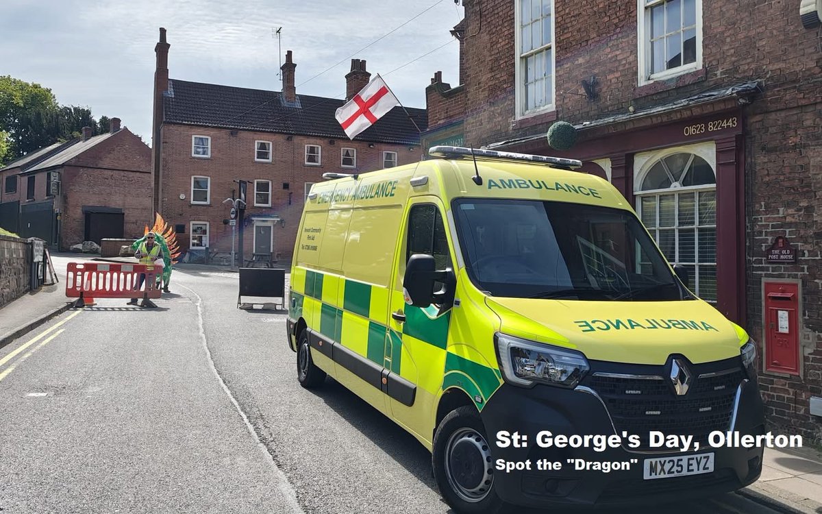 newarkfirstaid's tweet photo. Bust Sunday with a team attending a match at Collingham football Club and another team attending S:t Georges Day celebrations at Ollerton where a good crowd turned up enjoying Bands, Singers, stalls &amp; Big Parade with “George and the Dragon”, plus lots of Duck Races. https://t.co/FSMKLTErFs