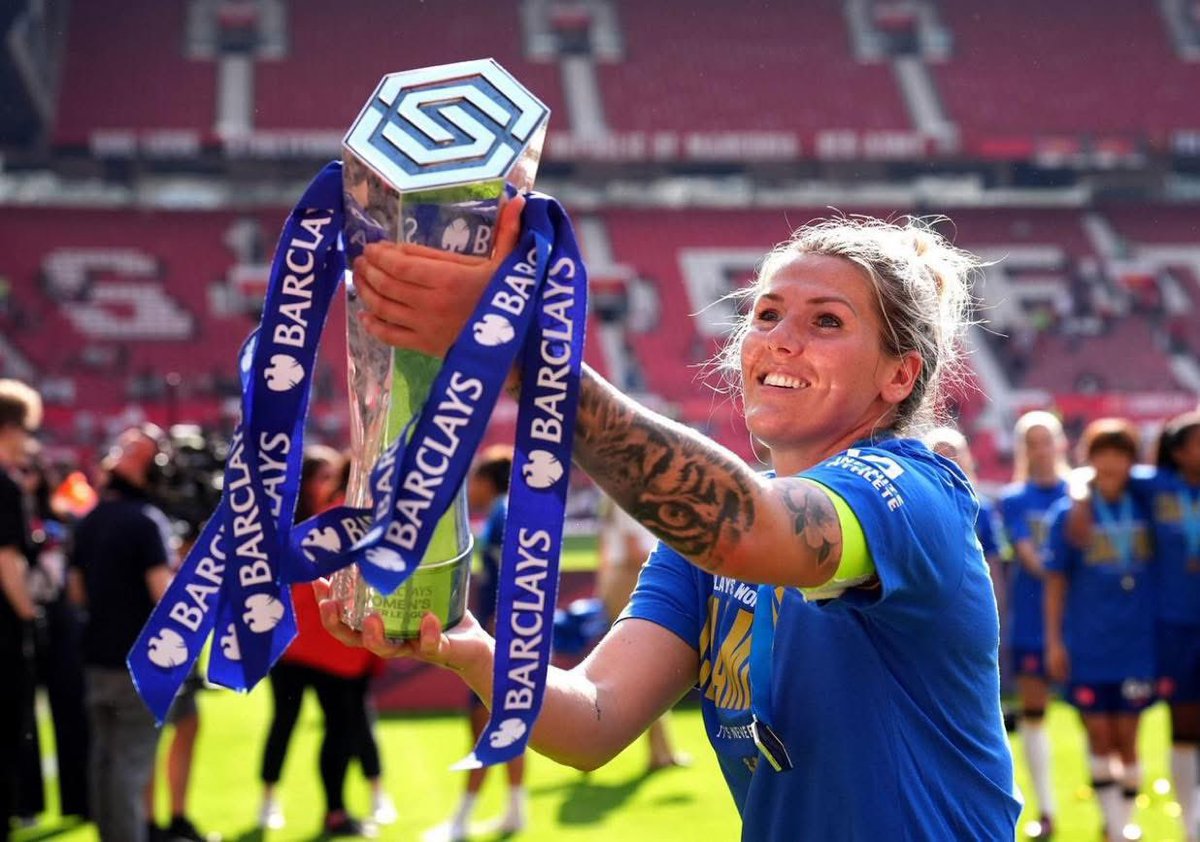 ChelseaHQ71's tweet image. Happy retirement Millie Bright 💙🥳

#CFC #ChelseaFC #Chelsea #KTBFFH