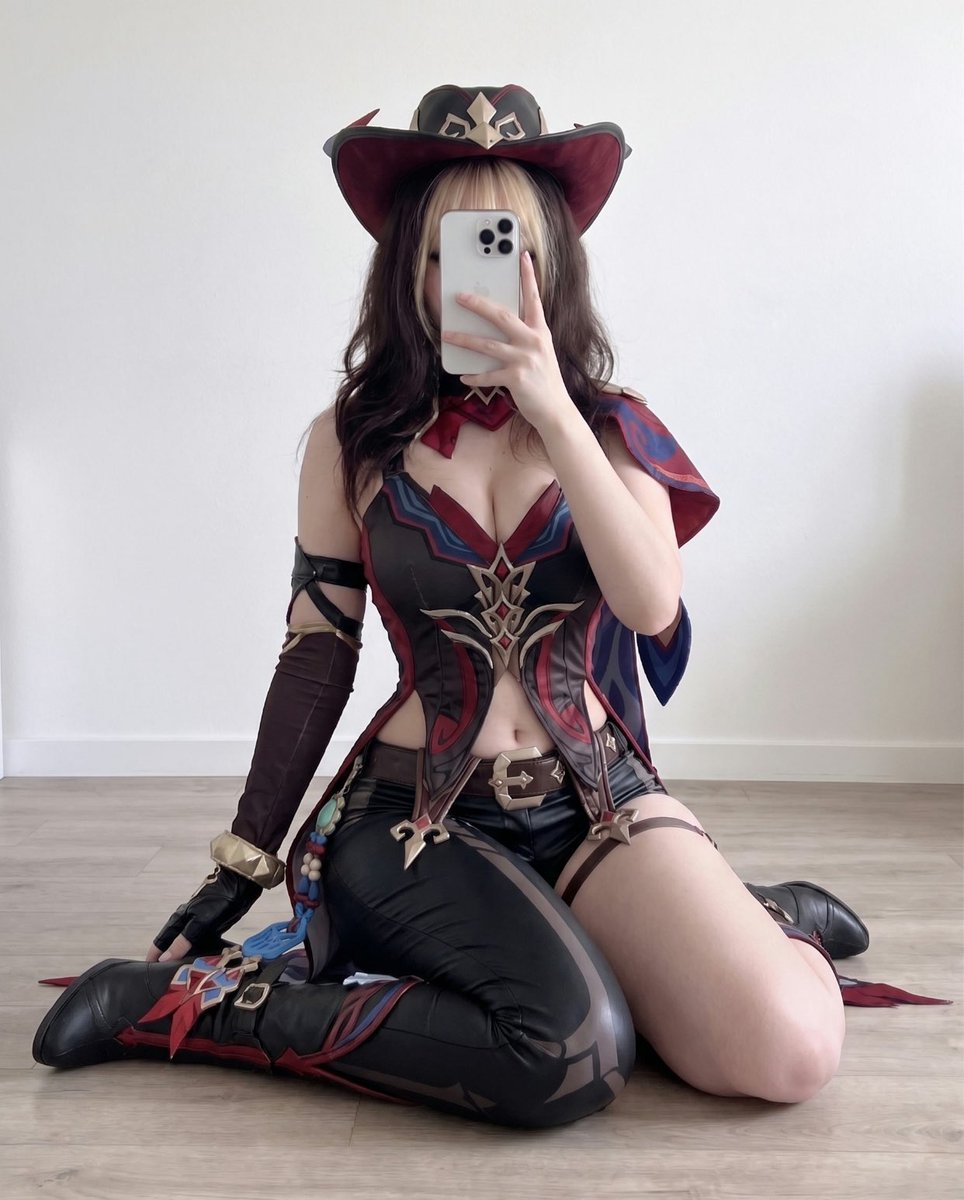 melimelicos's tweet photo. say hi then check dms for somethin special ;) https://t.co/DjWb1ra4kb
