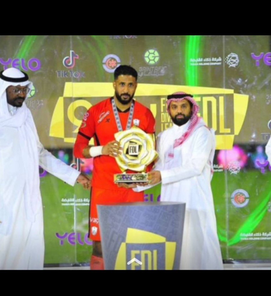 Doaib1's tweet photo. @ALAHLI_FC وحاط غمزه…
اهين ابو الطقطقه اللي تعرفها ياهابط https://t.co/LdeZvRzYKX