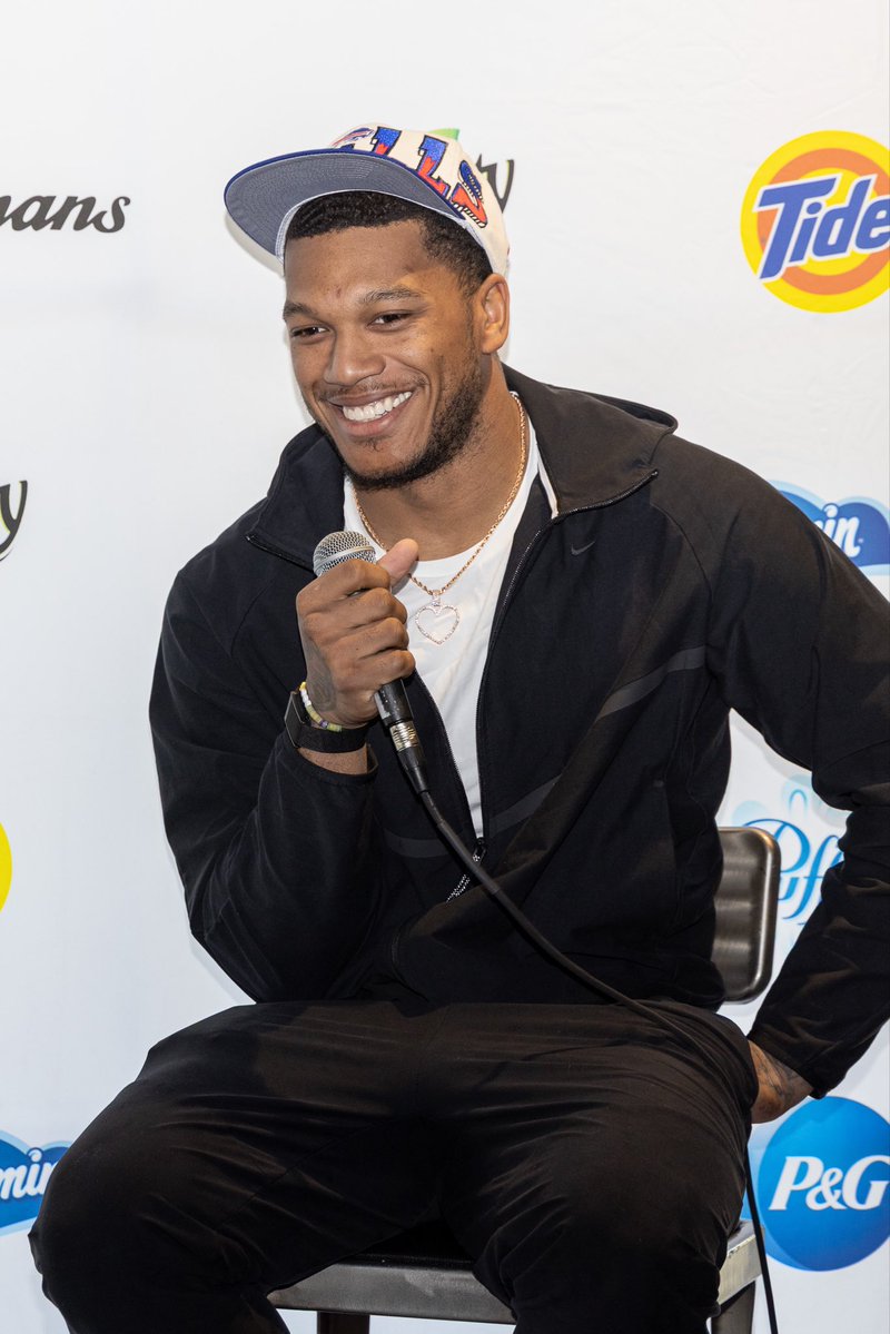 DJ Moore tweet media