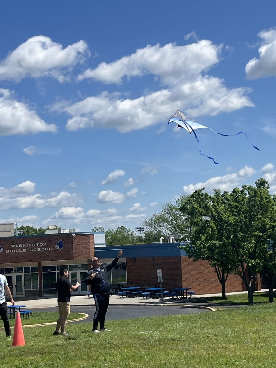 Washington Middle tweet media