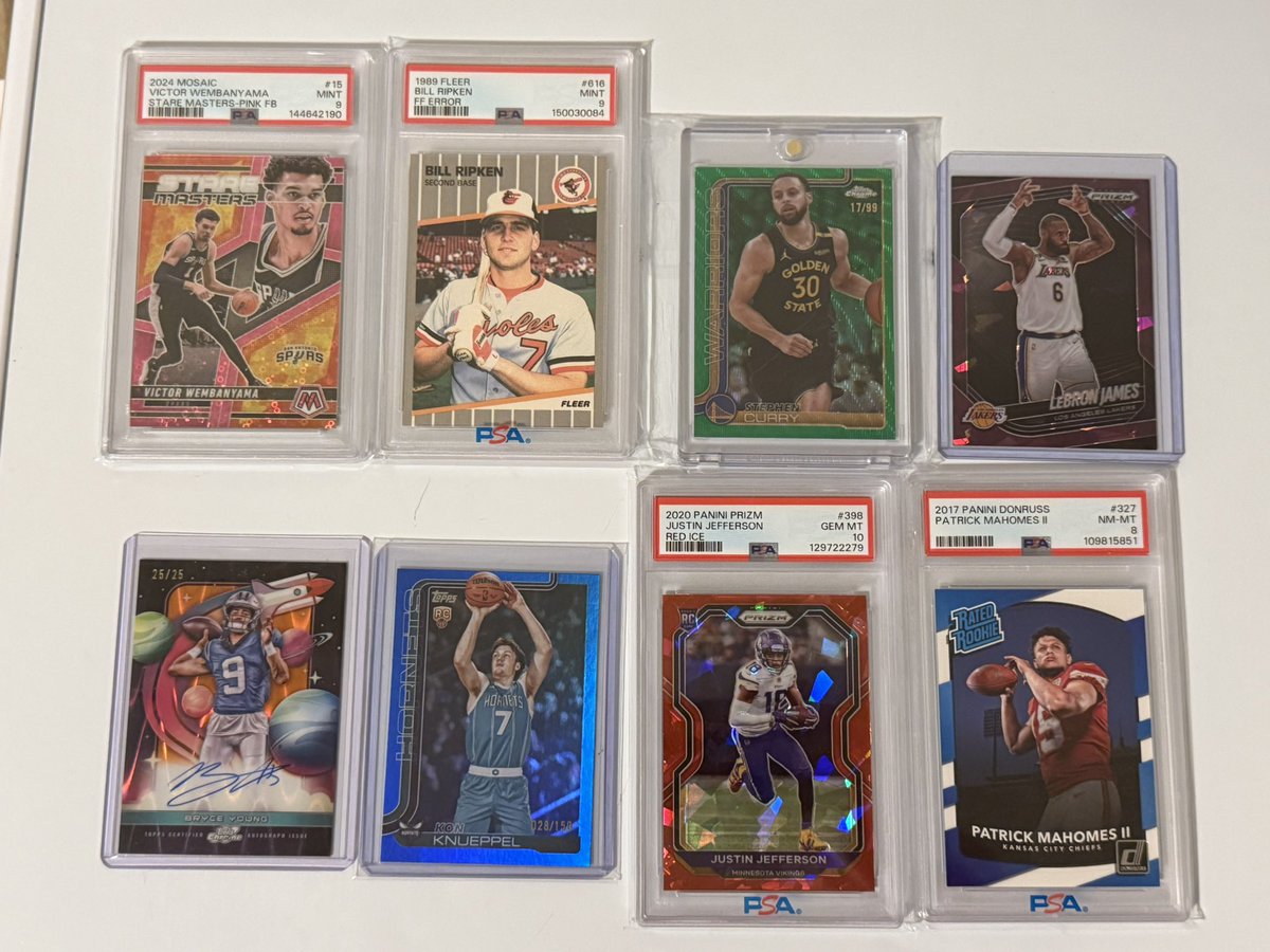 Wemby /20 $200
Ripken $200
Curry /99 $200
Lebron /149 $200
Young /25 $200
Kon /150 $210
Jefferson $225
Mahomes $225