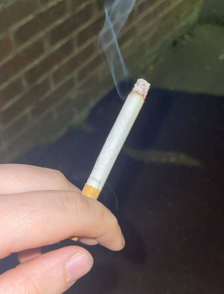 Blue || shedtwt tweet media