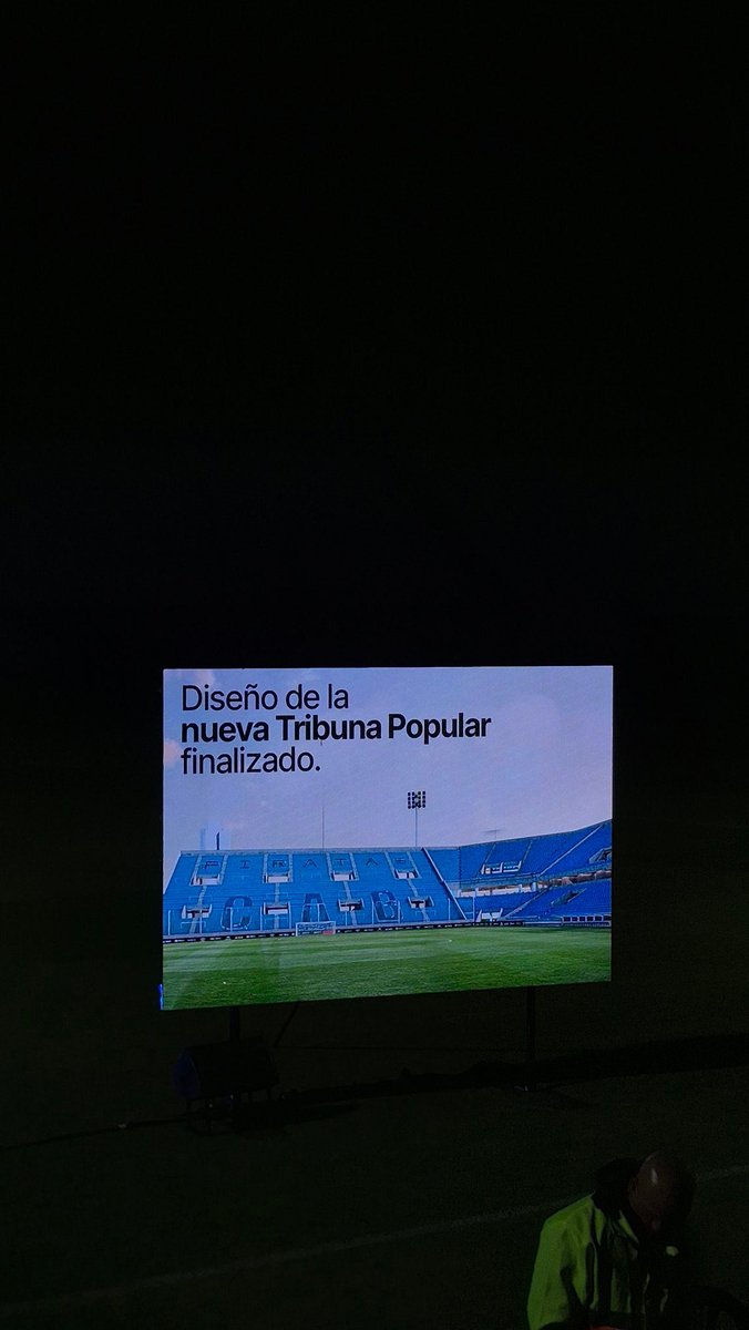 Por favor hermano mira eso. Si ves esto y no se te explota el pecho de orgullo no se. Increíble ver como paso a paso va creciendo nuestro hogar. Es una locura de estadio nivel europeo. La diferencia entre hacer y prometer. Lo importante de tener casa propia.