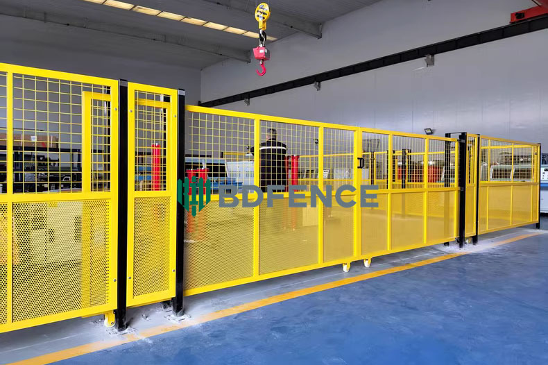 bd_fence's tweet image. Industrial Partition Fence. Safe workspace separation.Easy to assemble | In stock.
#metal #mesh #manufacturing #giantfence #manufacture #safety #giantfence #workshopsecurityfence
