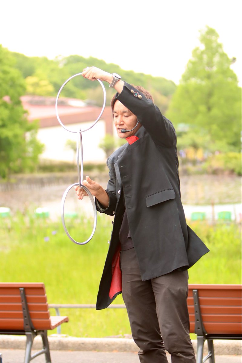 k6adart's tweet photo. 2026.04.29
東山動物園

#EntertainerMIKIYA   さん

初めましてでした。
リング、マジック、水晶、見ごたえ抜群です。 https://t.co/bnOh8mLYk1