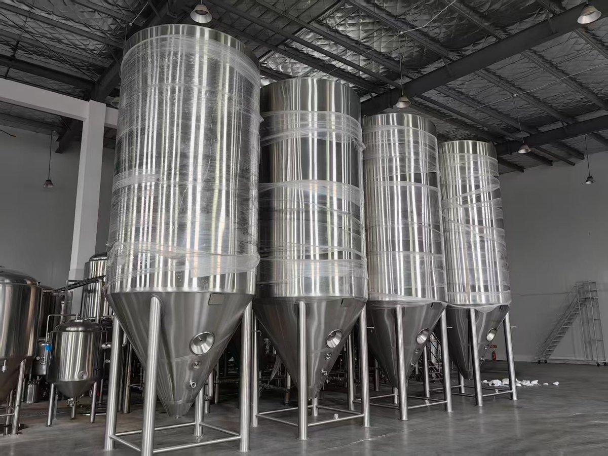 AlstonBrewing's tweet photo. Conical fermentation tanks are special containers used in the brewing industry for the fermentation and maturation of beer and other alcoholic beverages.

Web: https://t.co/lEfLTcrv2P; https://t.co/2HQpbWsPBS
Email: info@alstonbrew.com;
WhatsApp: +86 15563360320 https://t.co/RusPT7Y97h
