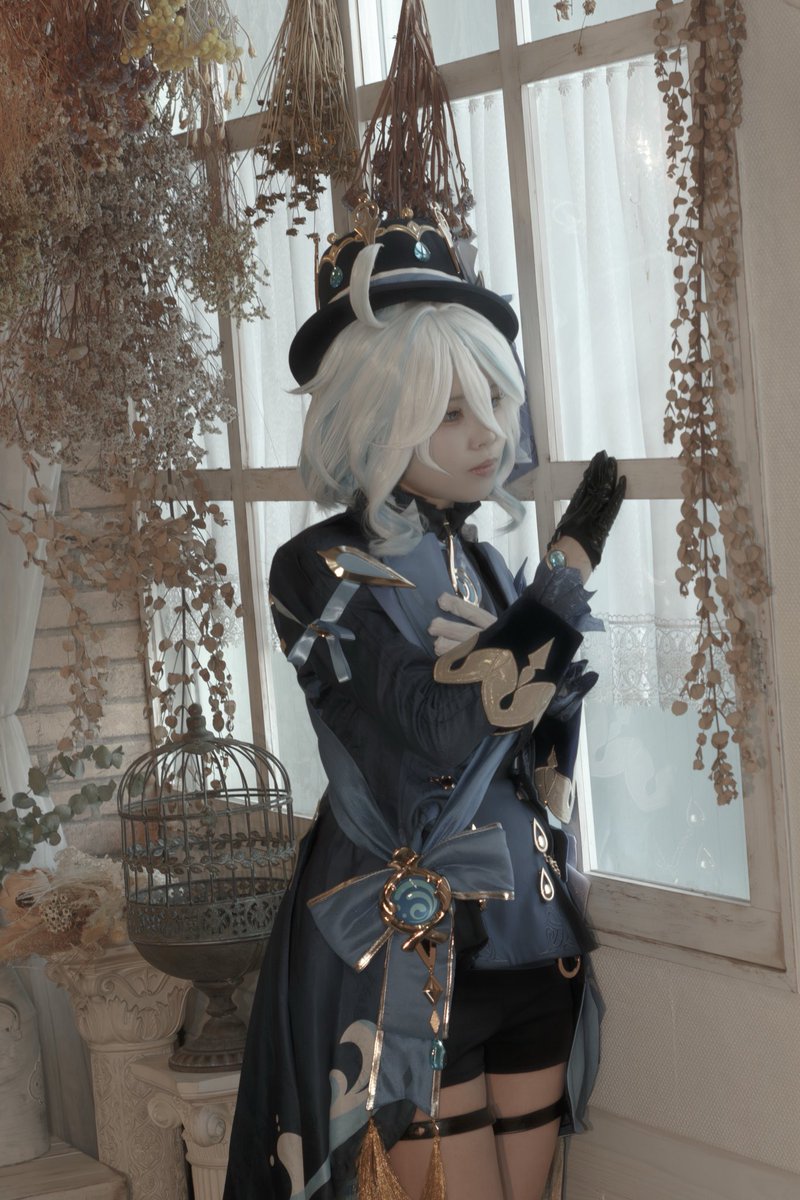 coosmikan's tweet photo. ※cosplay
原神/フリーナ

... to feel blue
_________________________
📸りんこさん
#GenshinImpact   
 #スタジオうえはら https://t.co/C6VsAYiiJn