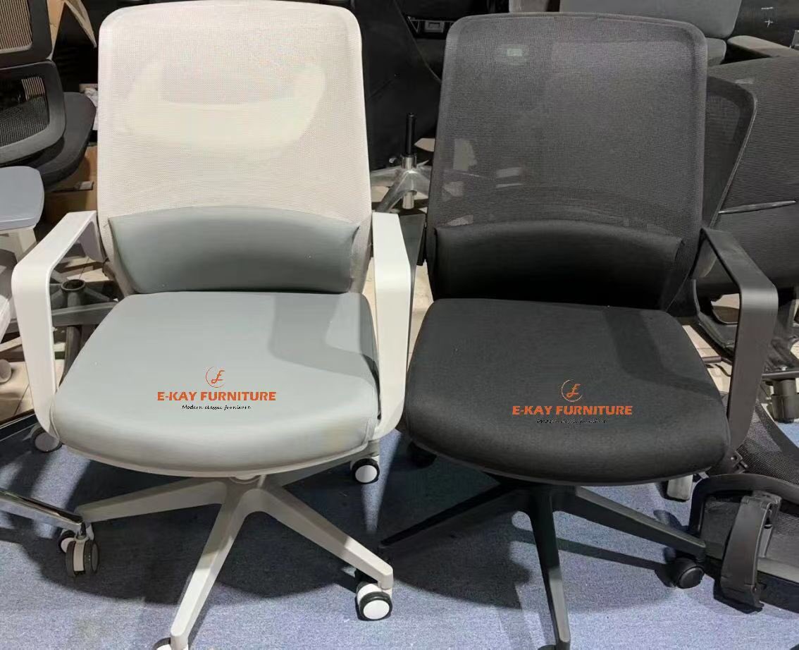 EkayJemalyn's tweet image. Affordable Office Chair - Item Code: 92

📌 Black and white frame available

Feel free to contac me for more product information

#EkayFurniture
#OfficeChair
#DirectFactory
#MadeInChina