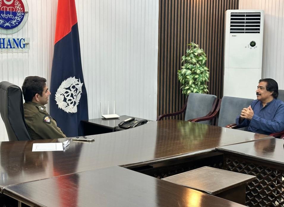 RiazJaved11's tweet image. جھنگ :- ڈسٹرکٹ پولیس افیسر نے بوگس اور فرضی درخواستیں دینے والوں کے خلاف قانونی کاروائی کا فیصلہ کر لیا 
@OfficialDPRPP @rpo_faisalabad @CMComplaintCell #litigation @GovtofPunjabPK #crime #police