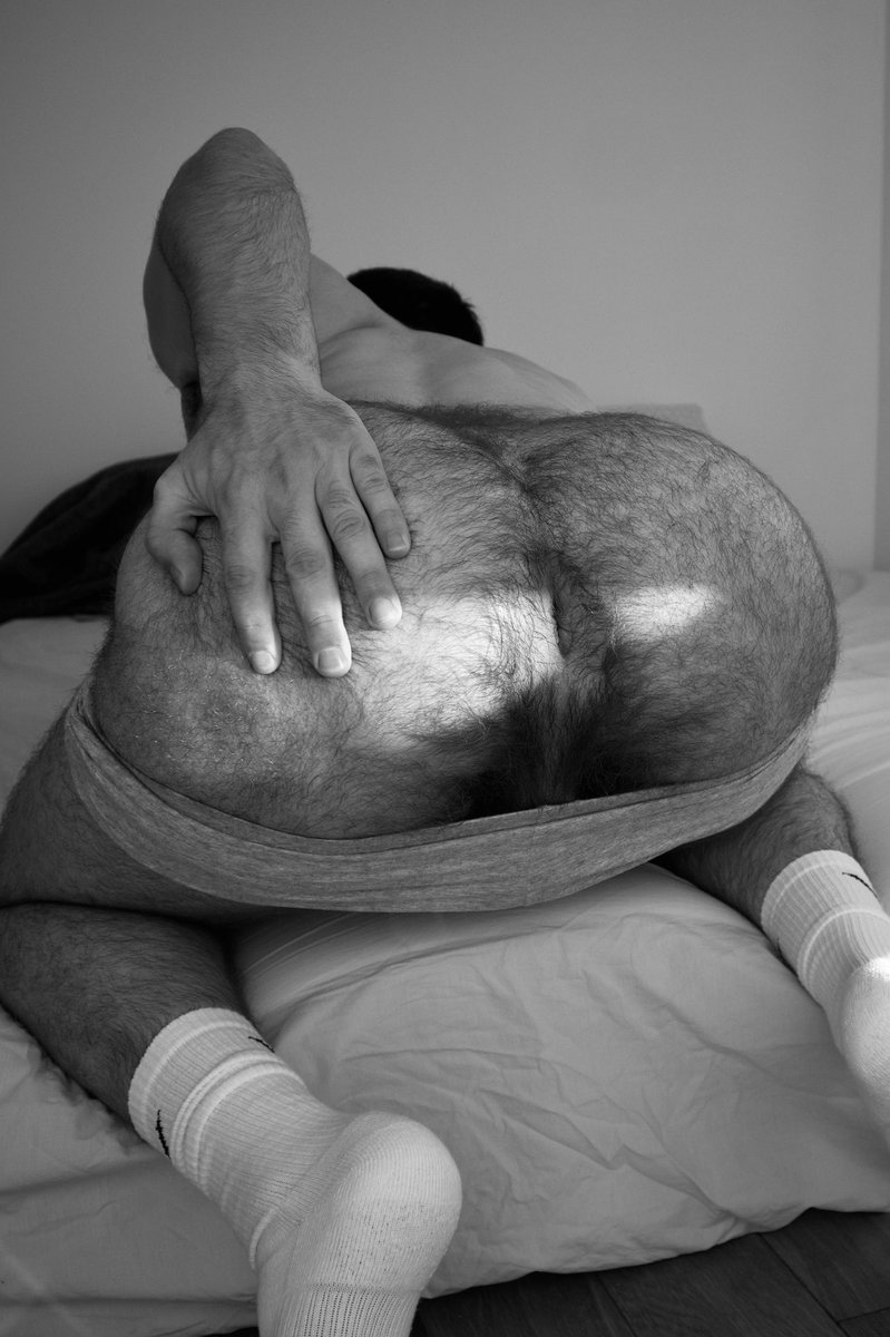 Gay B+W - MEN ONLY tweet media
