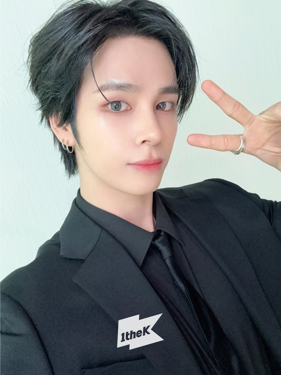 1theK(원더케이) tweet media