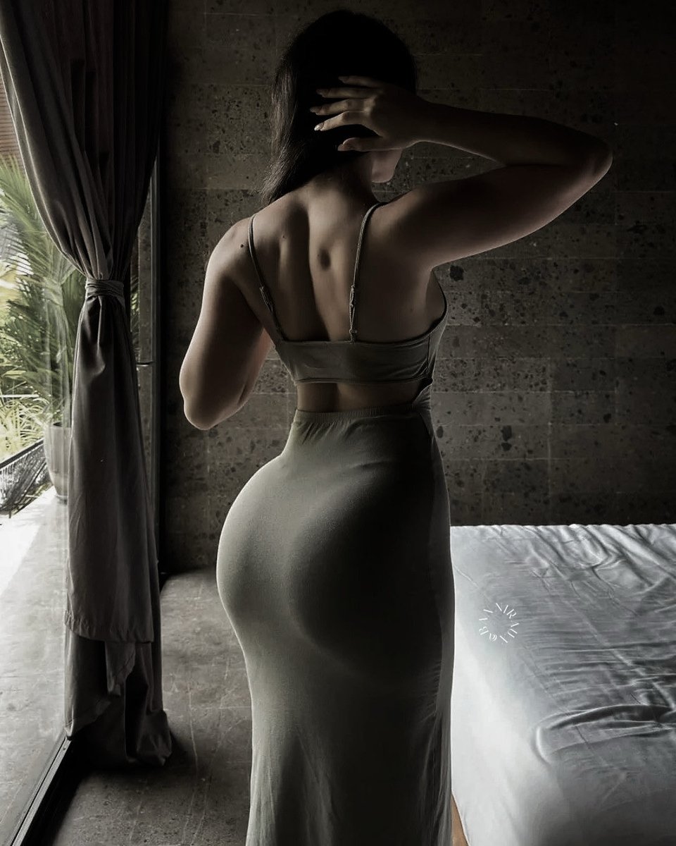 𝐊𝐘𝐎𝐌𝐘 𝐋𝐄𝐍𝐍𝐎𝐗. tweet media