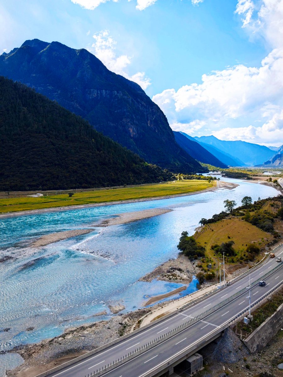 lho90287510's tweet image. 走最美318国道，沿雅鲁藏布河谷，奔赴藏地无尽山野
#Travel along G318 National Highway.