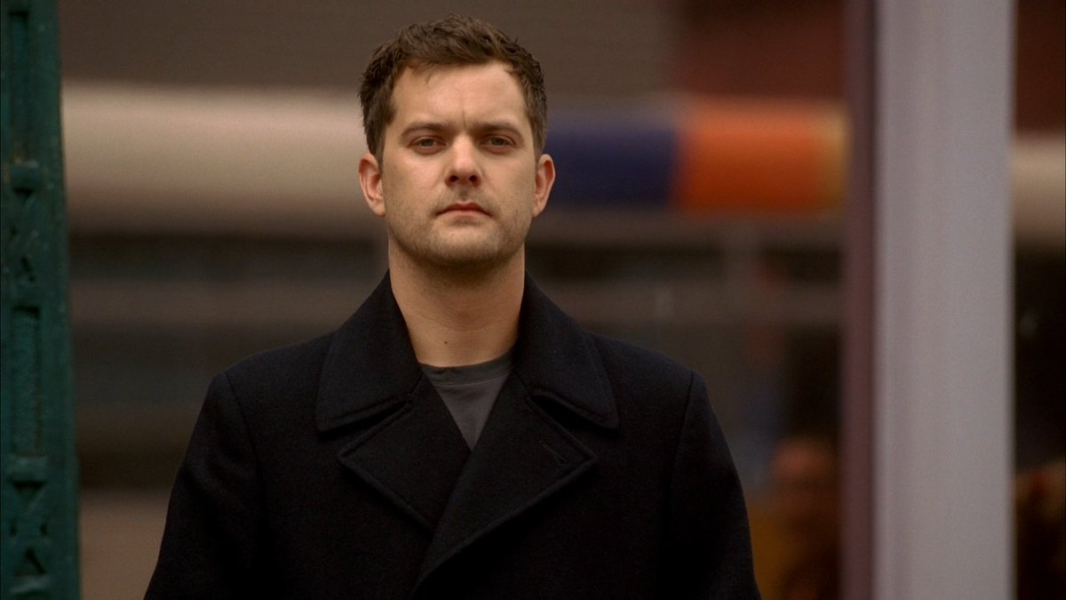 michlastone's tweet image. ELA VENDO O PETER #Fringe