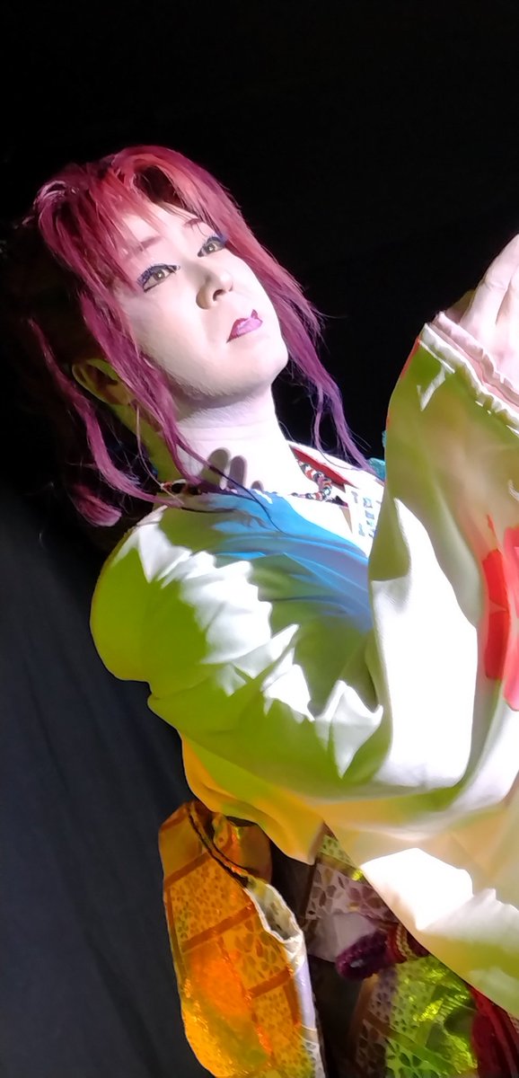 Sanae tweet media