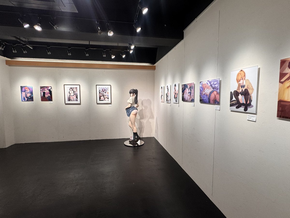 嫌パン展 in KYOTO 2026.05.06(水曜日)まで ILLUST GALLERY TOLALA