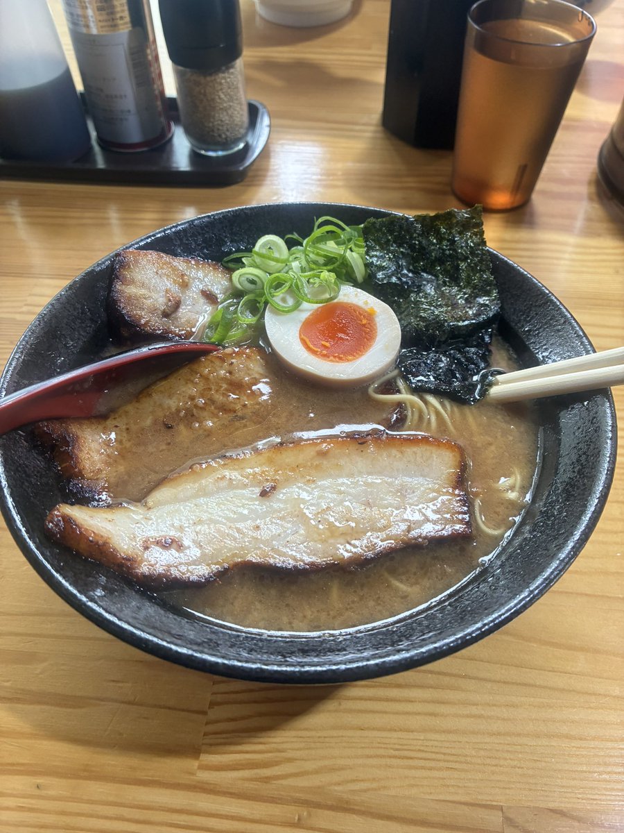 ライア tweet media