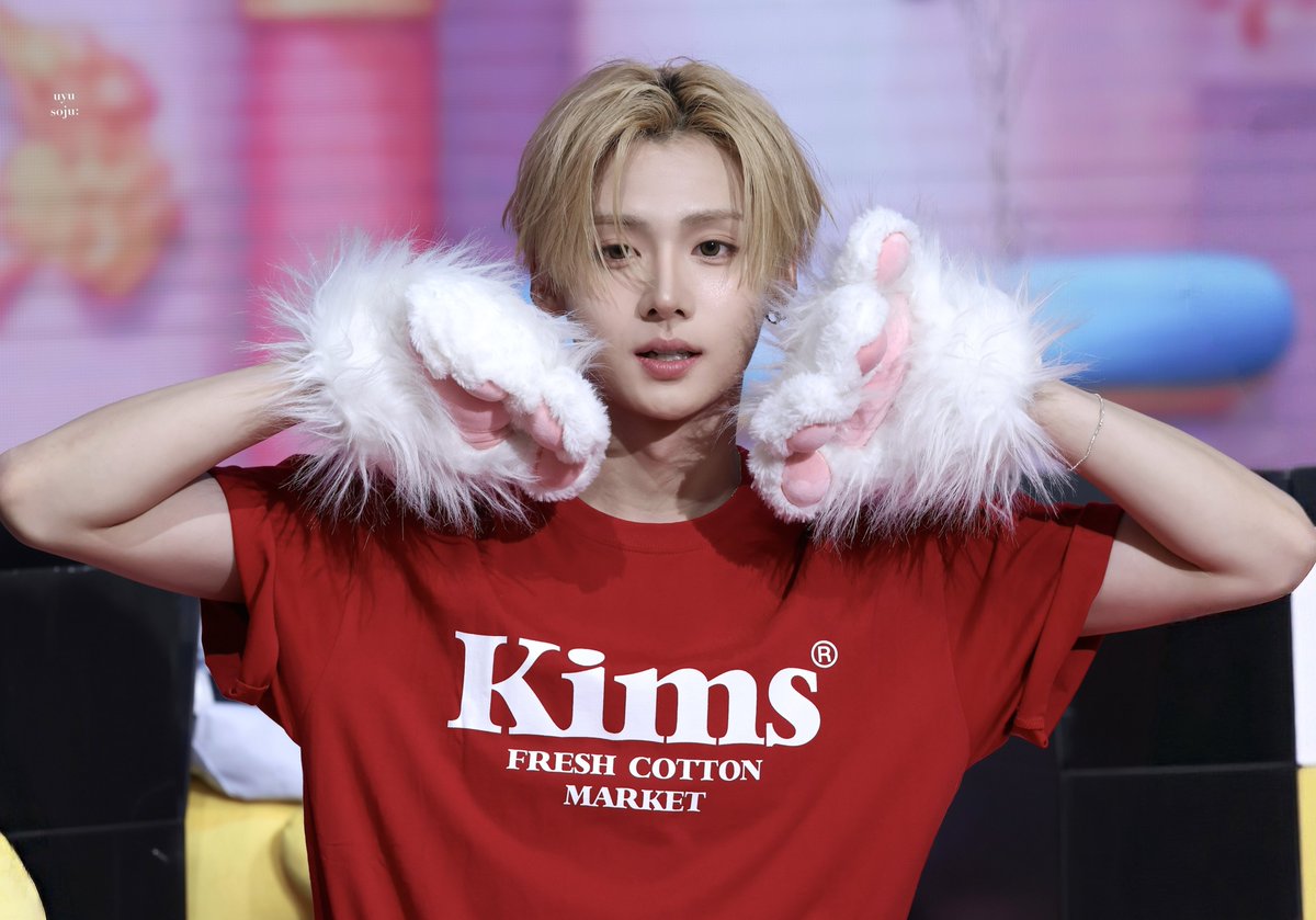 우유소주 tweet media
