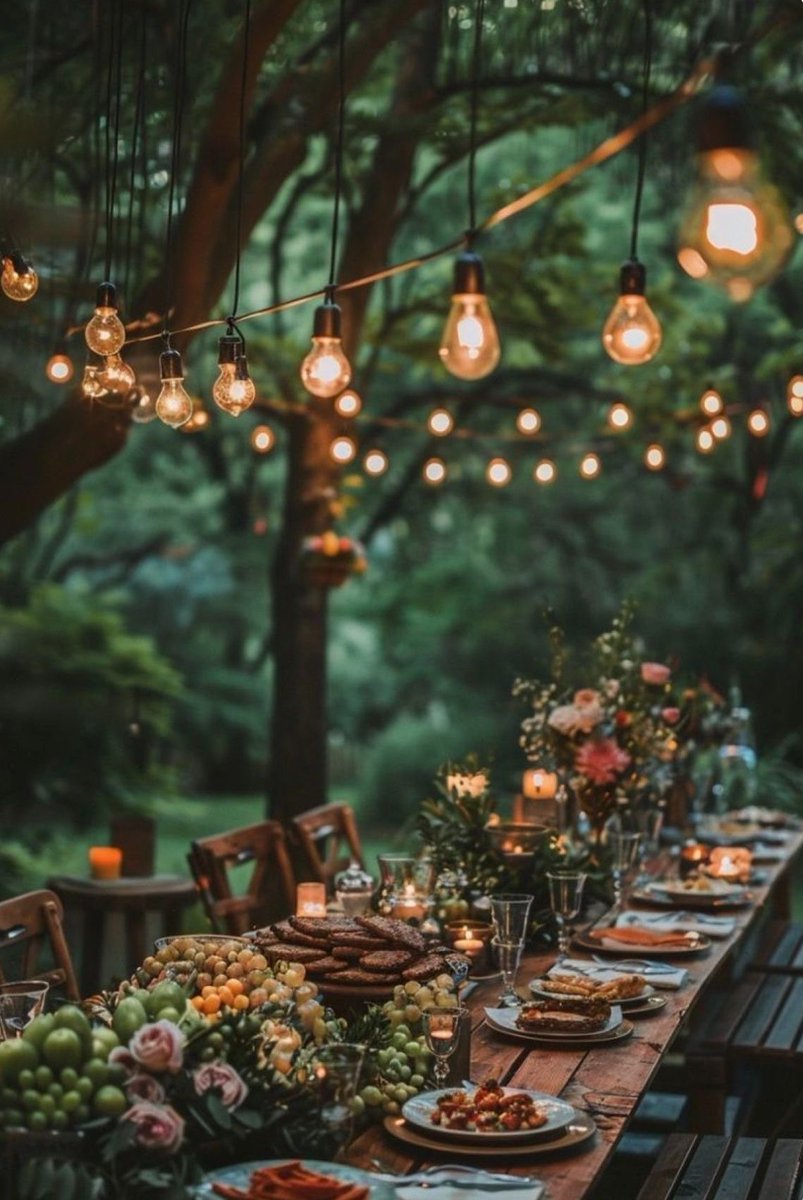DigitalDaizy's tweet image. Let’s meet here ☕️ 🍽️ 
#pinterest #instagram #party #foodie