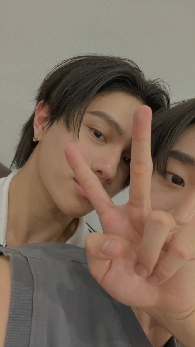 yna 🎀 (dwy obsession) tweet media