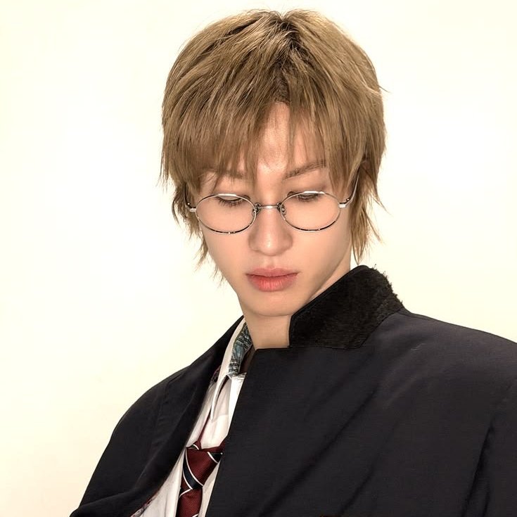 conticidio's tweet image. #npp así como q no miro a la cámara