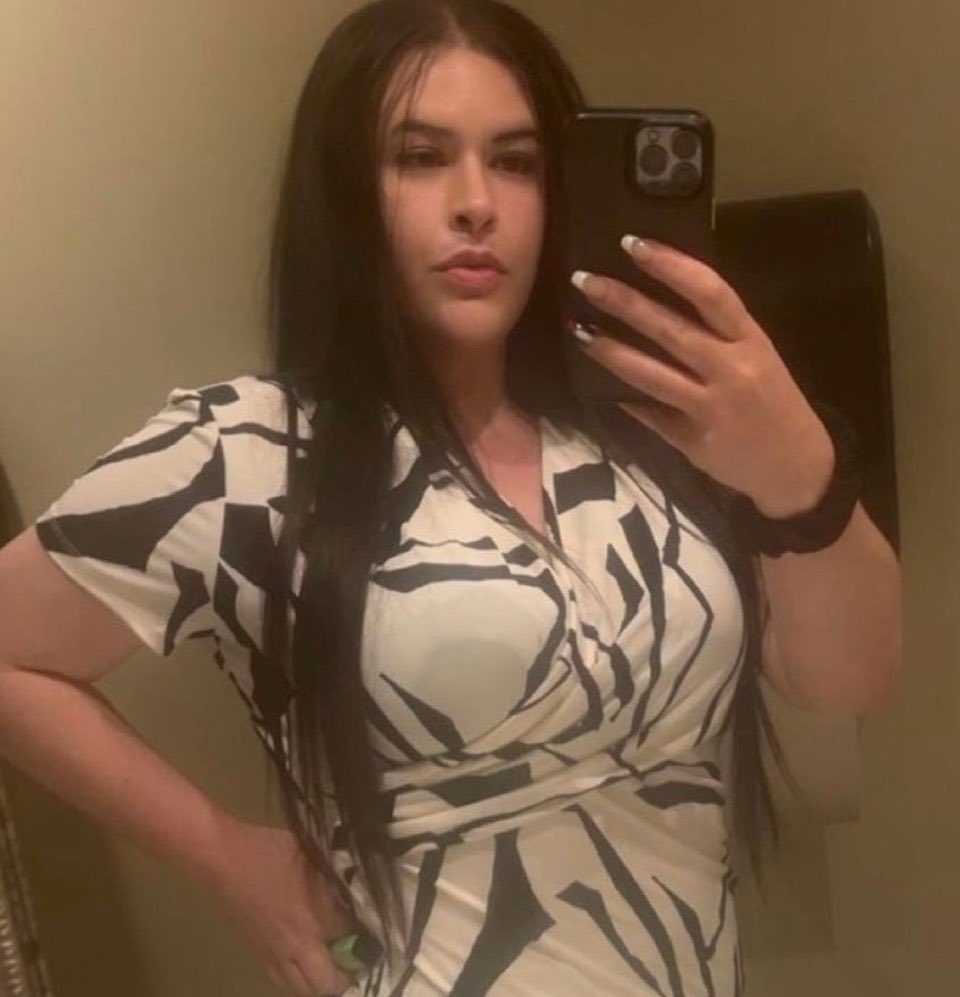 StephANAL aka Mary Stephanie Hooper neé Corsentino tweet media