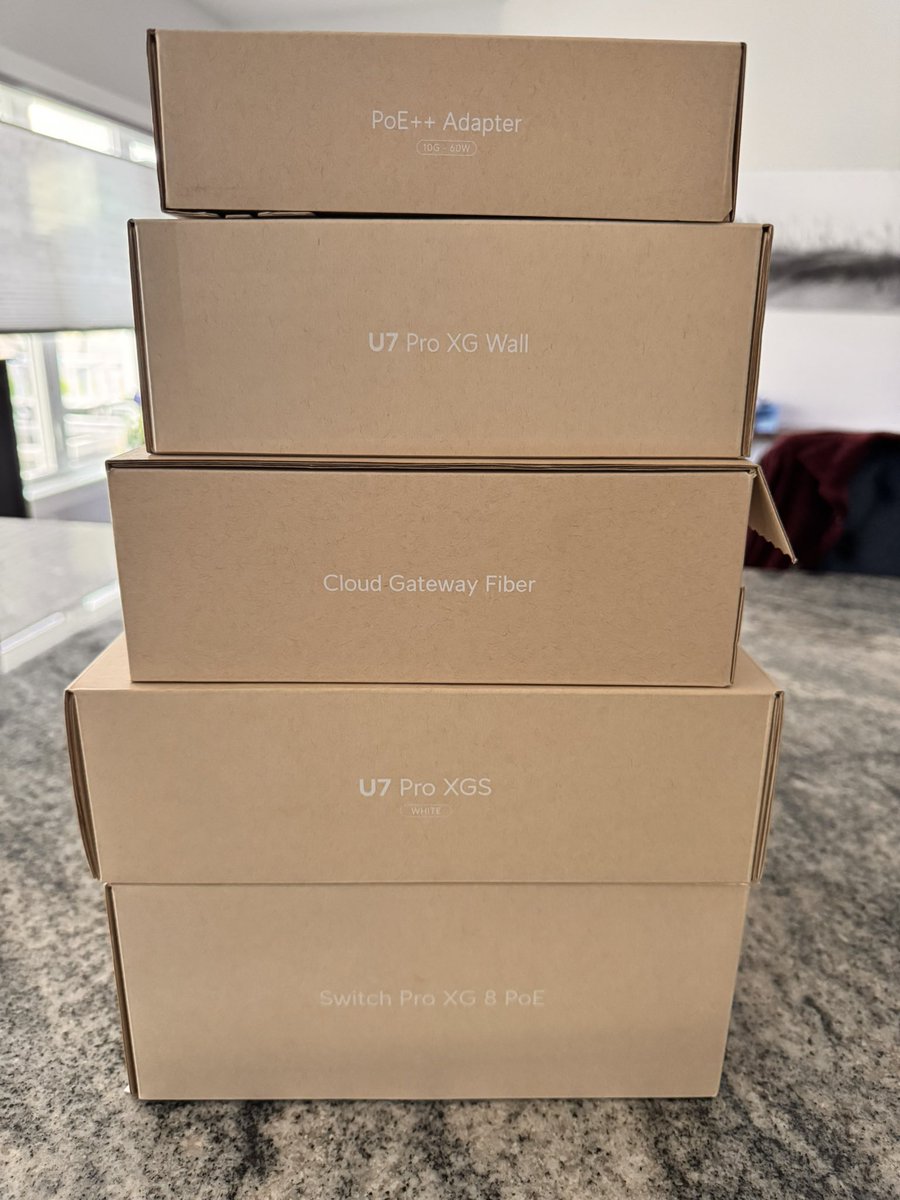 mim0sa's tweet photo. All new network set up today! What could go wrong… https://t.co/aW4y43O5Da